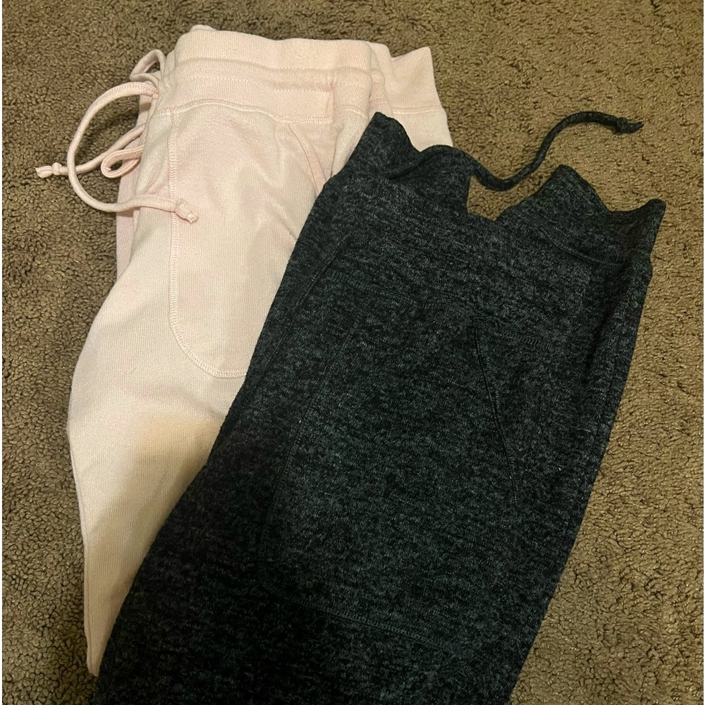 Light pink & Black joggers pack! 🍑